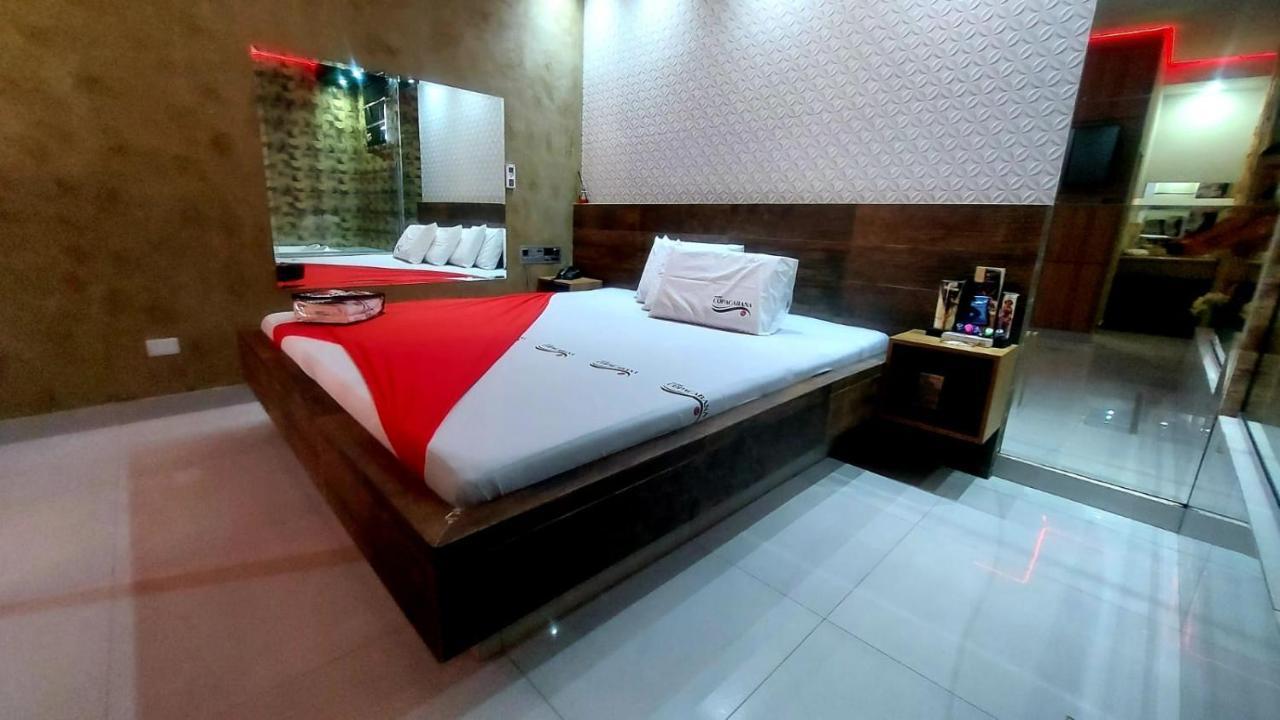 Motel Copacabana Рибейран-Прету Экстерьер фото